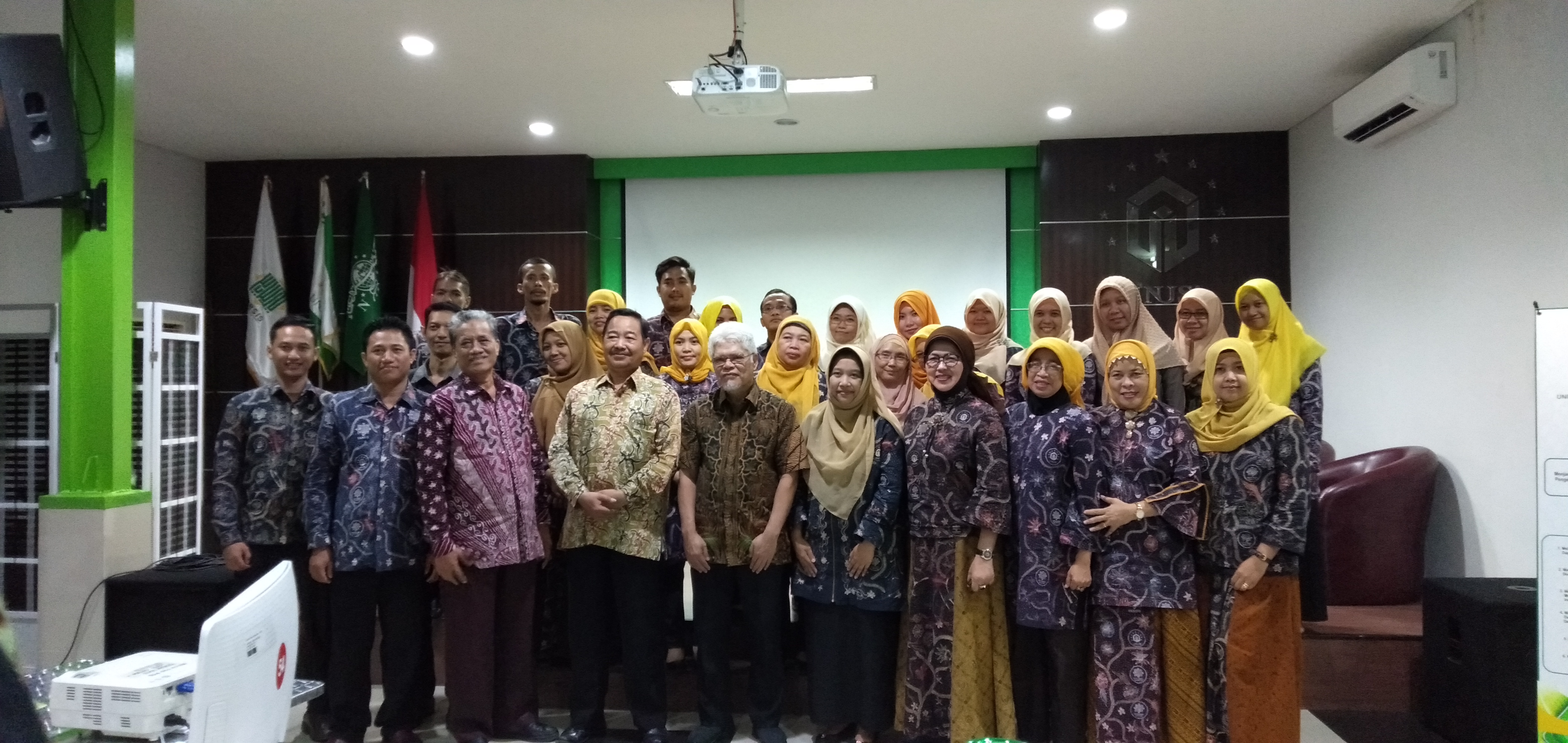 Akreditasi Program Studi S1 Pendidikan Bahasa Inggris