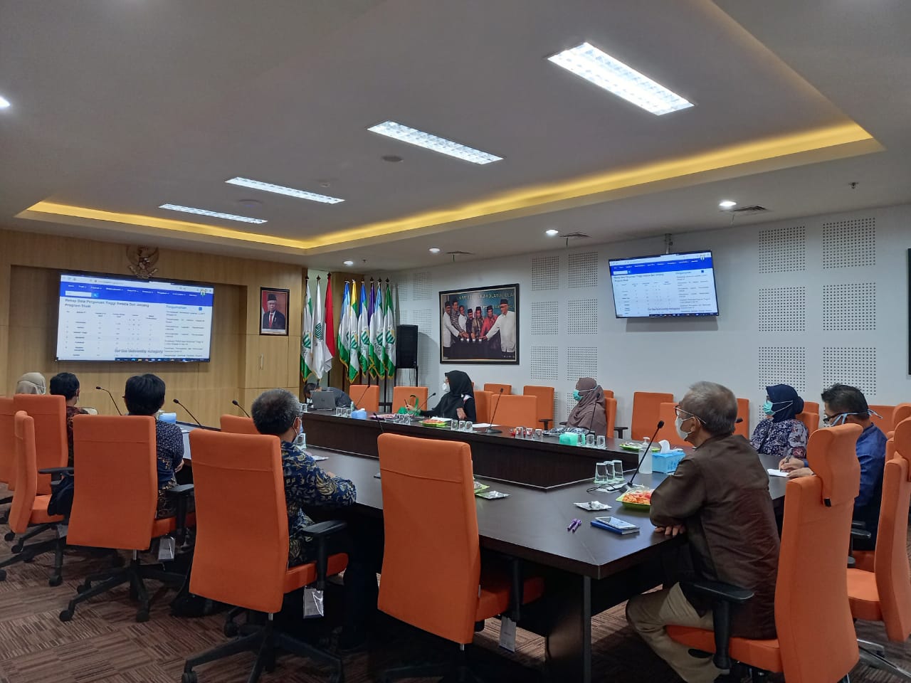 Berbagi dengan Universitas Hasyim Asy’ari Tebu Ireng Jombang