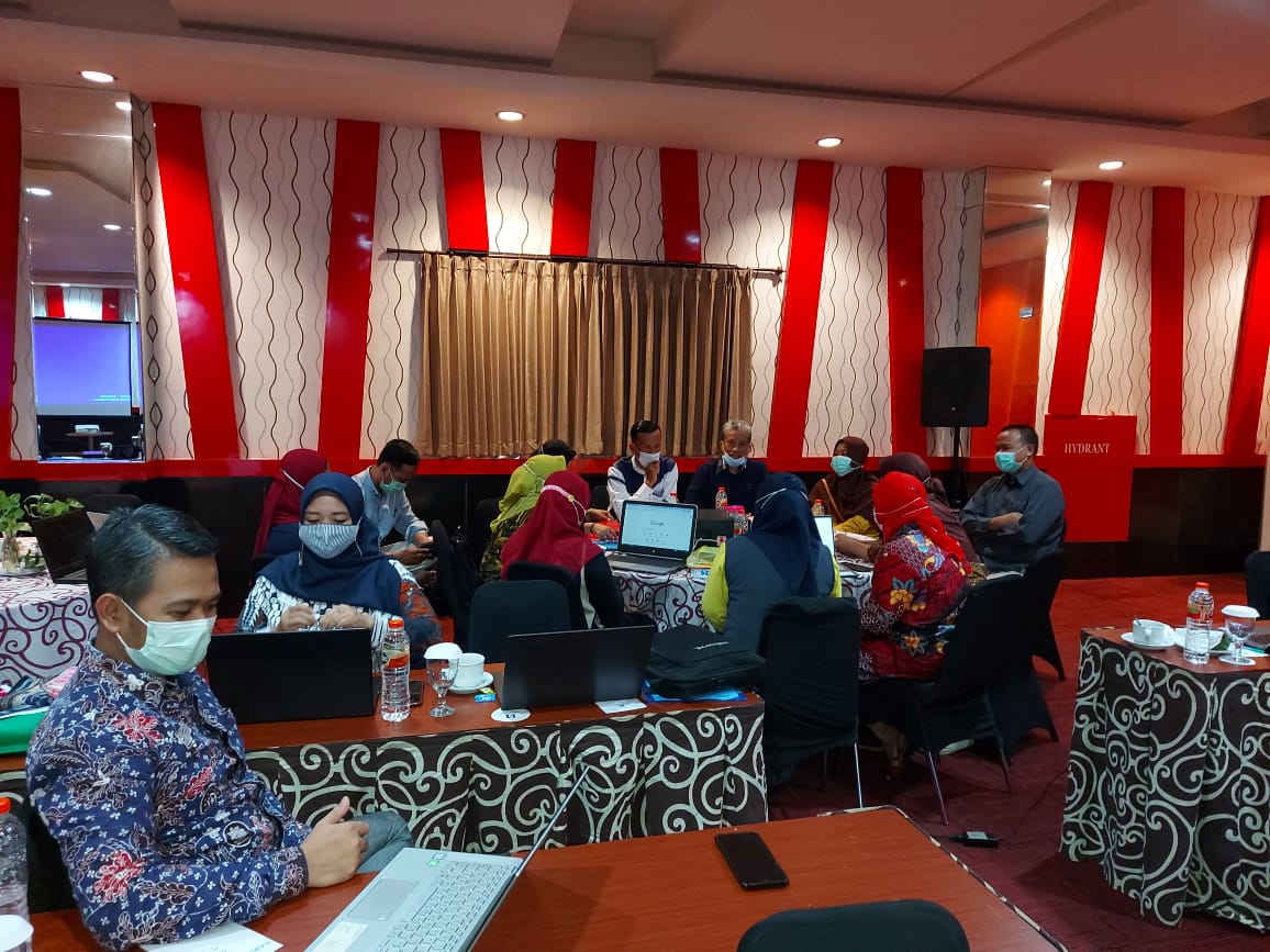 Persiapan  Visitasi Akreditasi prodi PPG seara Daring