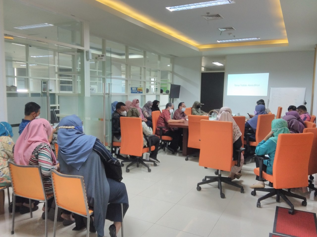 Rapat Internal LPMPI dengan Warek 1, Dekan 11 Prodi, Rektorat, Ka.LPPM dan GJM