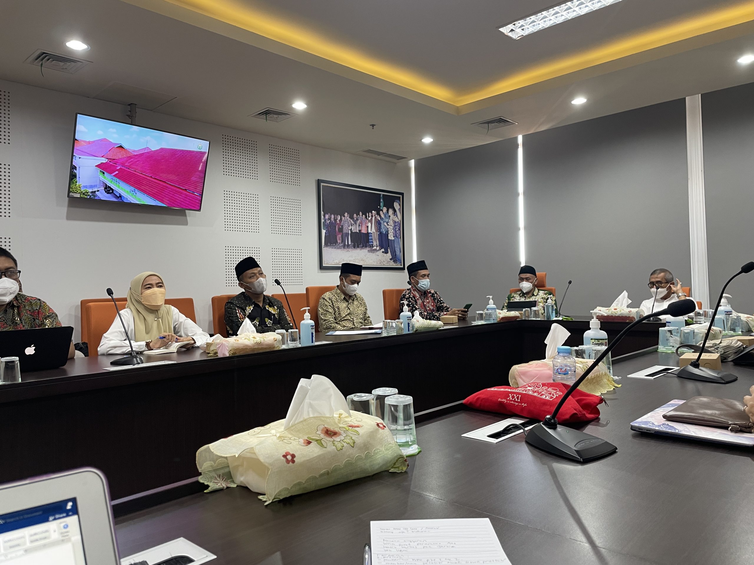 Studi Banding dari UNUGIRI Bojonegoro